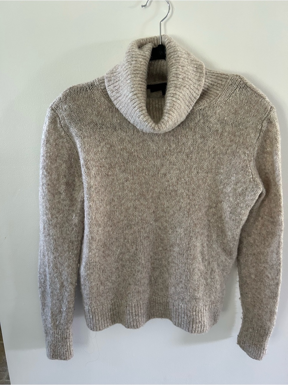 Banana Republic Heathered Light Taupe Turtleneck Sweater